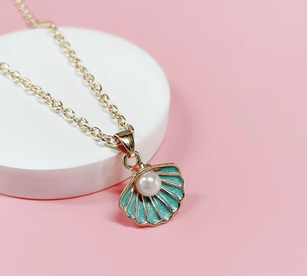The little mermaid inspired shell necklace - Enchantments Co.