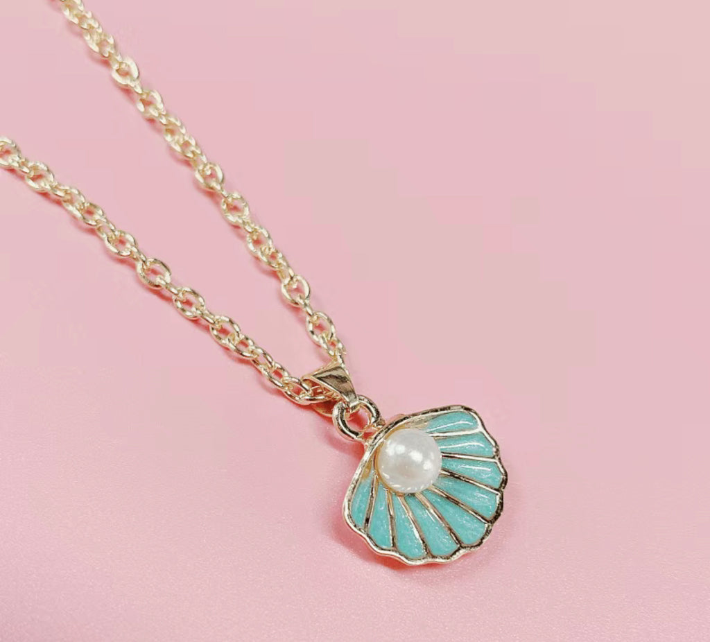 The little mermaid inspired shell necklace - Enchantments Co.
